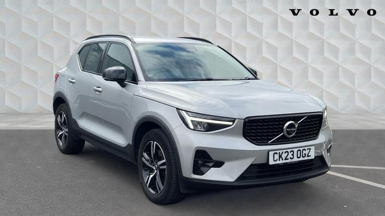 2023 Volvo XC40 Plus B3 mild hybrid Petrol Dark Automatic SUV Hybrid Automatic