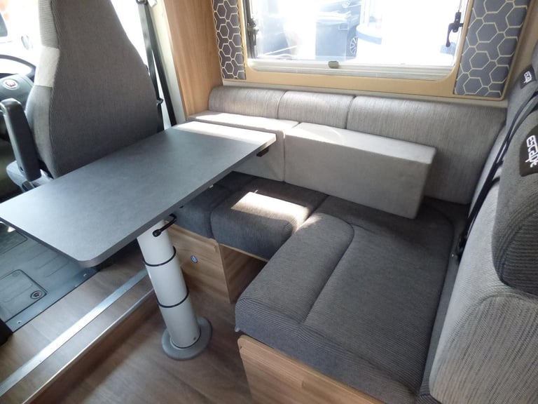 Swift Escape 604 DIESEL SEMIAUTOMATIC 2019/19