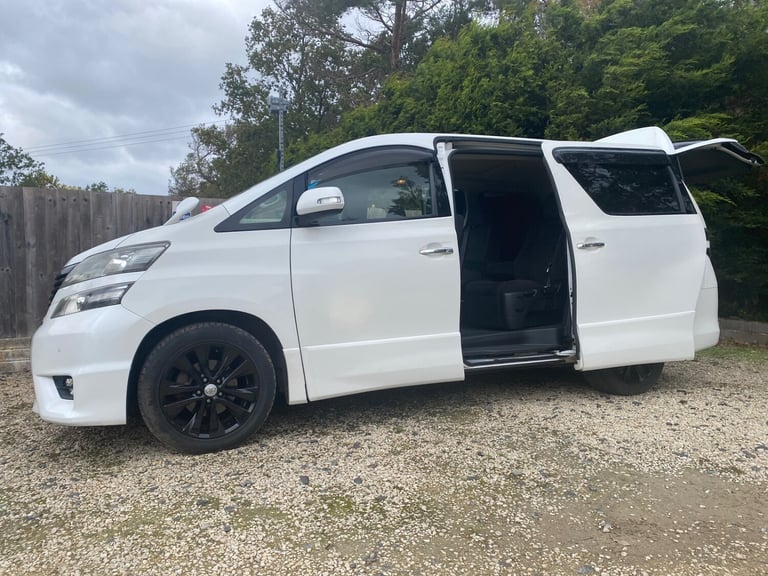 2019 Toyota Vellfire Day Van MPV PETROL Automatic