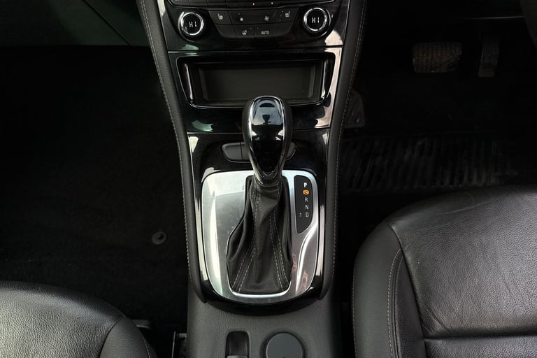 2019 Vauxhall Astra 1.6 CDTi 16V 136 Elite Nav 5dr Auto Hatchback DIESEL Automatic