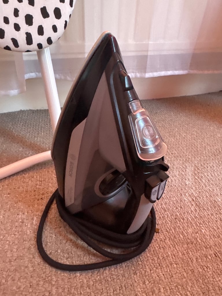 Bosch Iron & Ironing Board