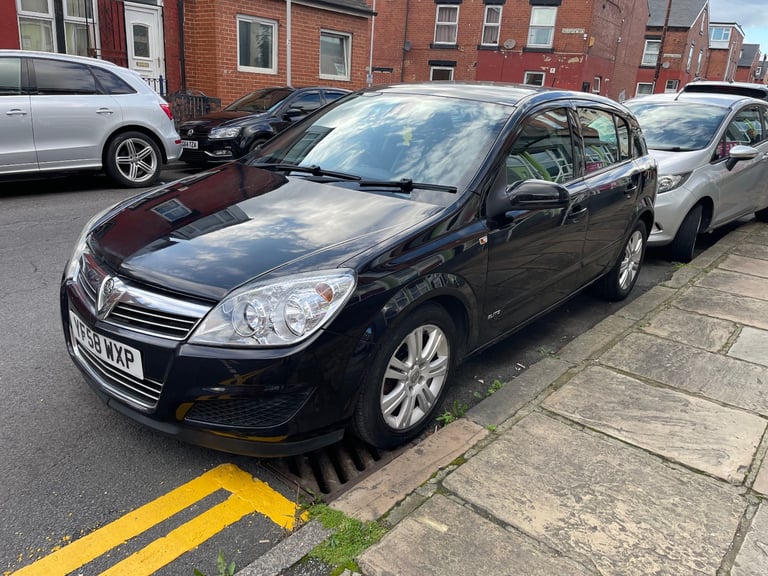 Vauxhall, ASTRA, ELITE AUTOMTIC 2009 11 months mot