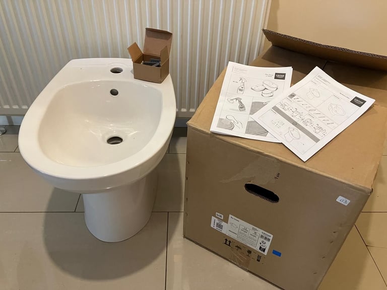 image for Bidet (Grohe Bau Floor Standing Bidet) NEW