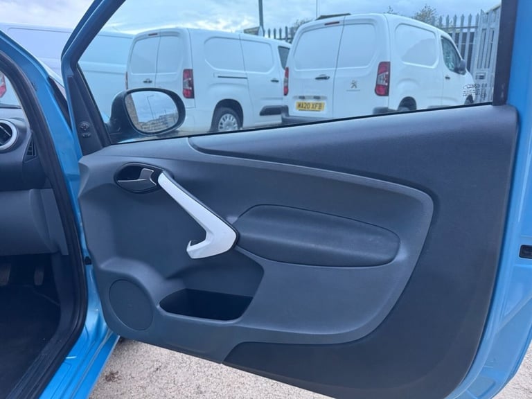 2012 Ford Ka 1.3 TDCi Zetec Hatchback 3dr Diesel Manual Euro 5 (75 ps) Hatchback Diesel Manual