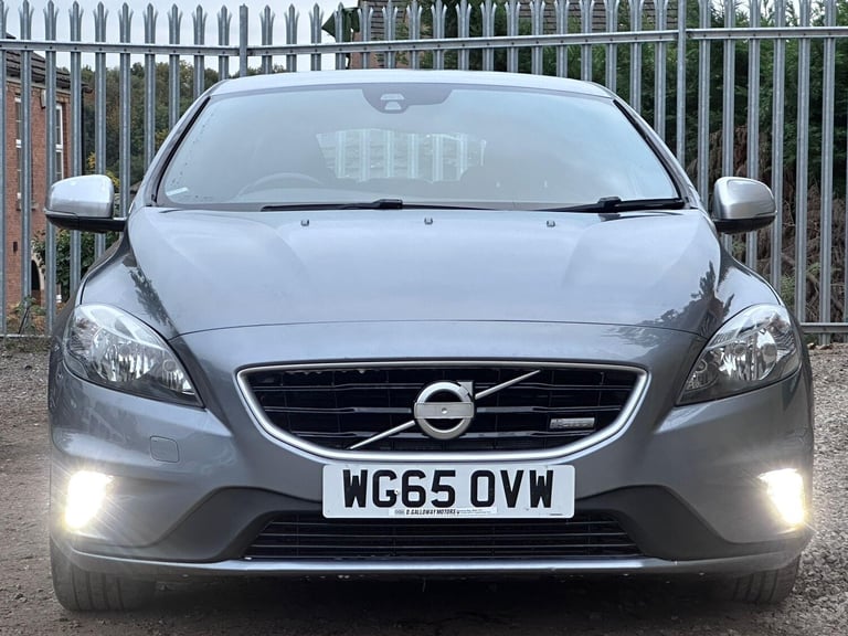 2015 Volvo V40 1.6 D2 R-Design Euro 5 (s/s) 5dr HATCHBACK Diesel Manual
