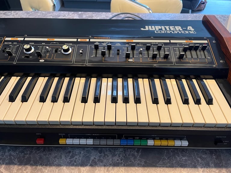 Roland Jupiter 4 vintage synthesiser 