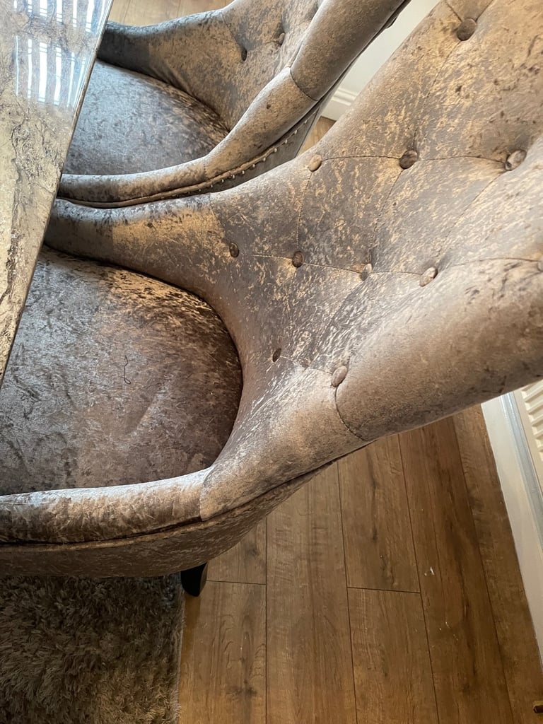 Marble Dining Table – 1 Year Old – Excellent Condition