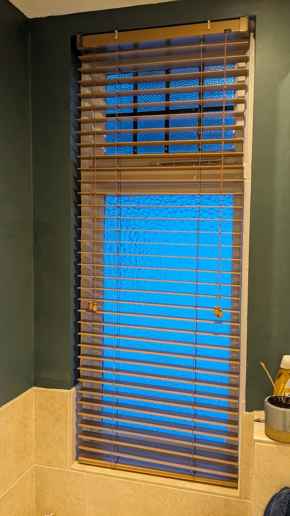 Free Venetian blind 