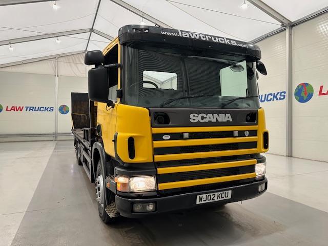 Scania 114 340 6x2 Rear Lift Day Cab Beavertail