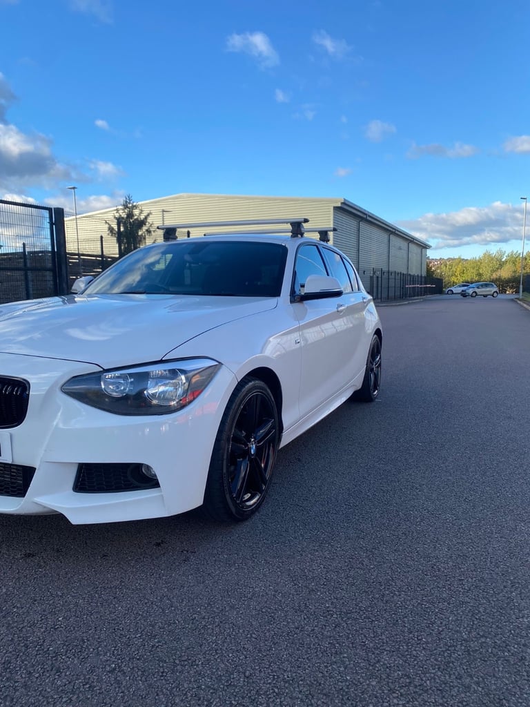 BMW, 1 SERIES, Hatchback, 2013, Manual, 1995 (cc), 5 doors