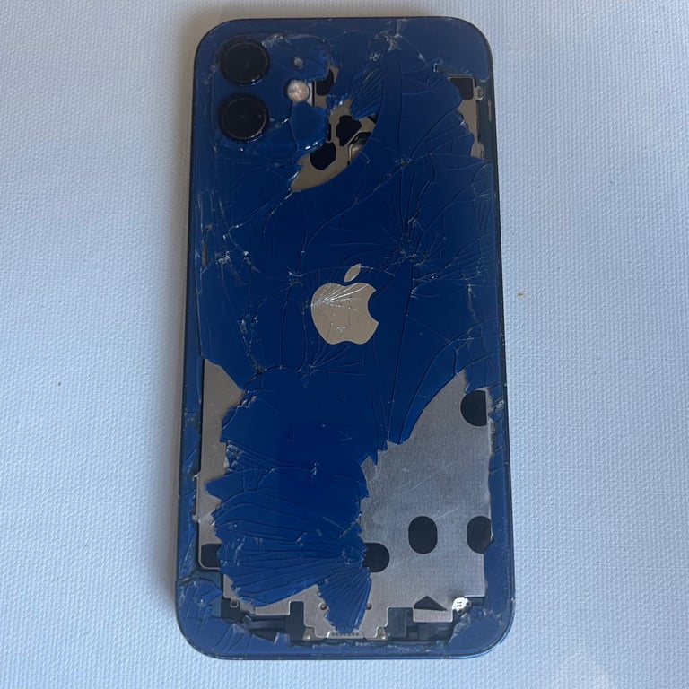 iPhone 12 64gb UNLOCKED 