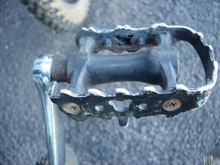 Mountain/ Commuter Bike by Royal, 26 inch Wheels, Full Suspension, CHEAP PRICE!!!!