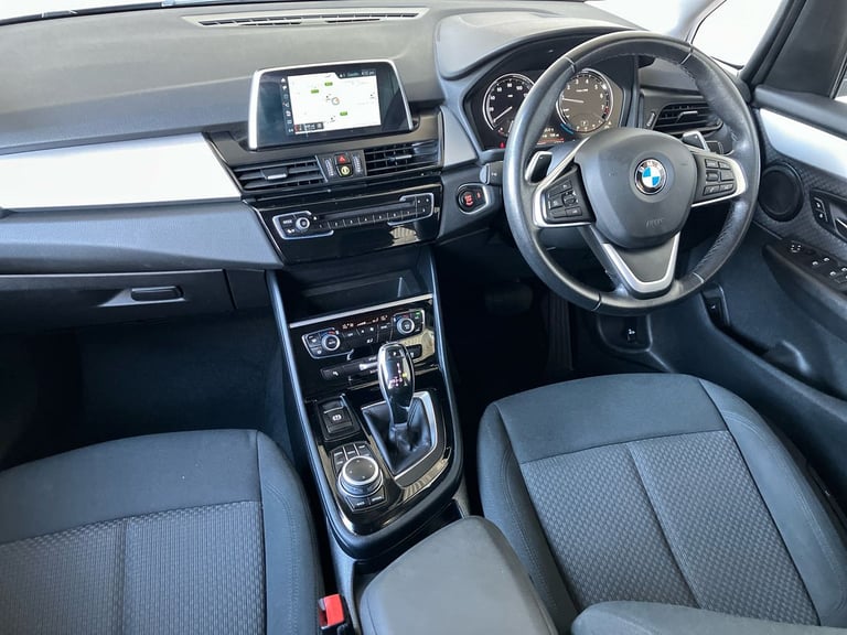 2019 BMW 2 Series 220i SE 5dr DCT Hatchback PETROL Automatic
