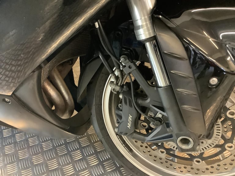 KAWASAKI GTR1400 2009 28K MILES