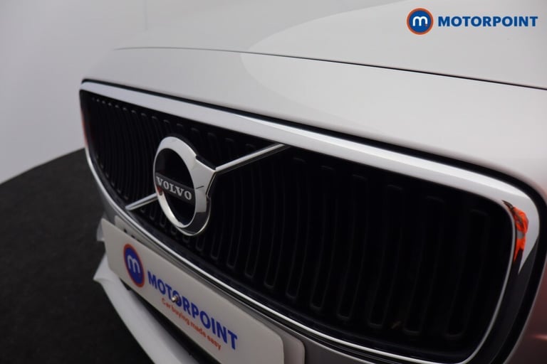 2019 Volvo S90 2.0 D4 Momentum 4dr Geartronic Saloon Diesel Automatic