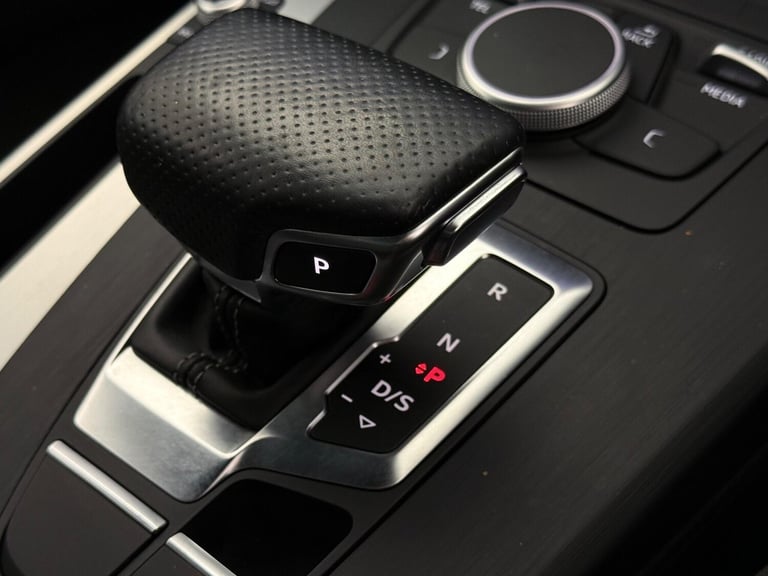 2017 Audi Q5 2.0T FSI Quattro S Line 5dr S Tronic ESTATE PETROL Automatic