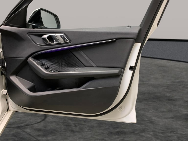 2019 BMW 1 Series 118i Sport 5dr Step Auto HATCHBACK PETROL Automatic