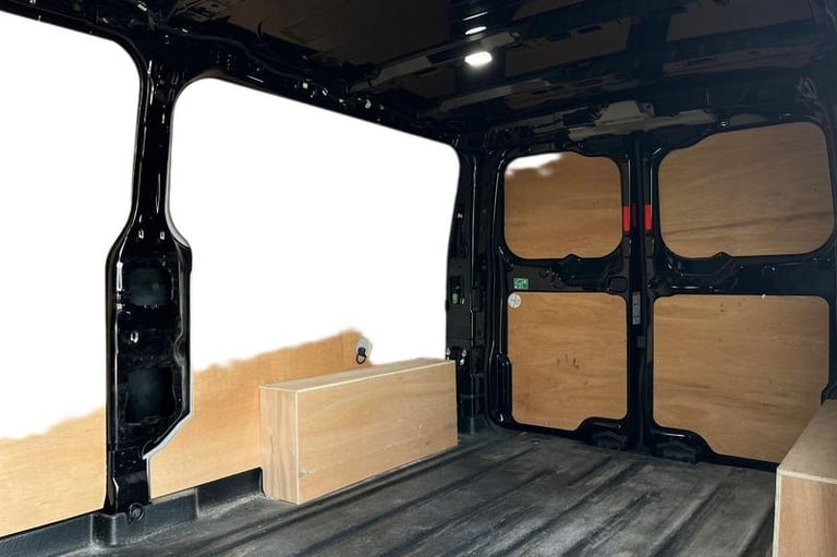2024 Ford Transit Custom 300 Limited L2 LWB FWD 2.0 EcoBlue 136ps Low Roof, CAMERA, PARKING SENSO...