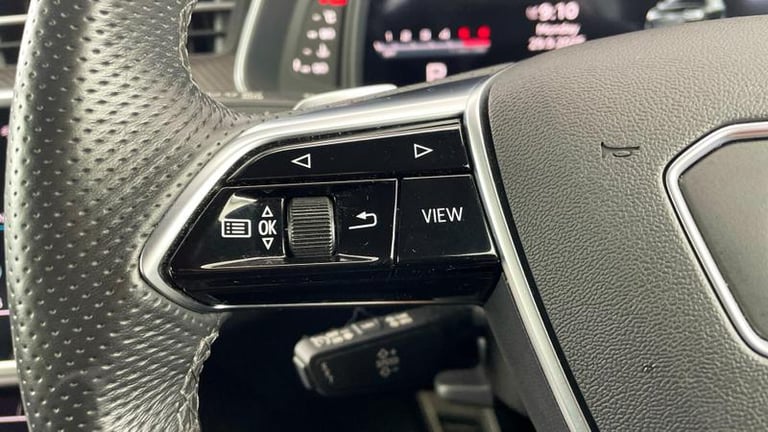 2022 Audi A6 Avant Black Edition 40 TDI quattro 204 PS S tronic Automatic Estate Diesel Automatic