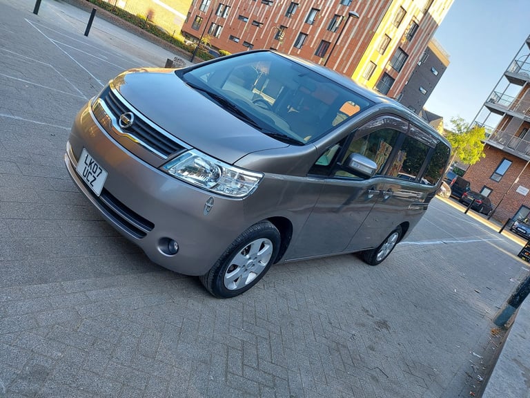 image for Nissan Serena Brown minivan 5 seater, 2007, 1990 (cc) really clean and nice 