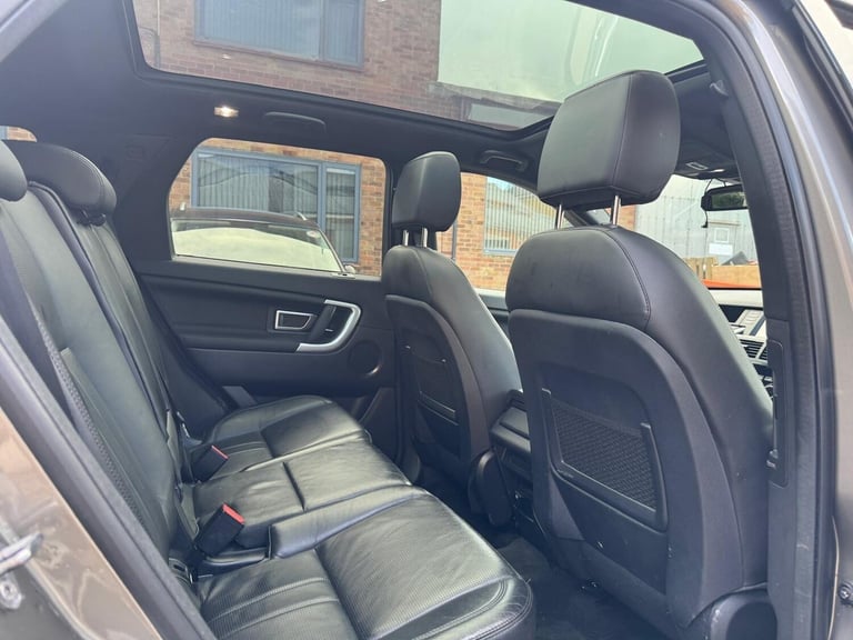 2017 Land Rover Discovery Sport 2.0 TD4 HSE 4WD Euro 6 (s/s) 5dr ESTATE Diesel Manual