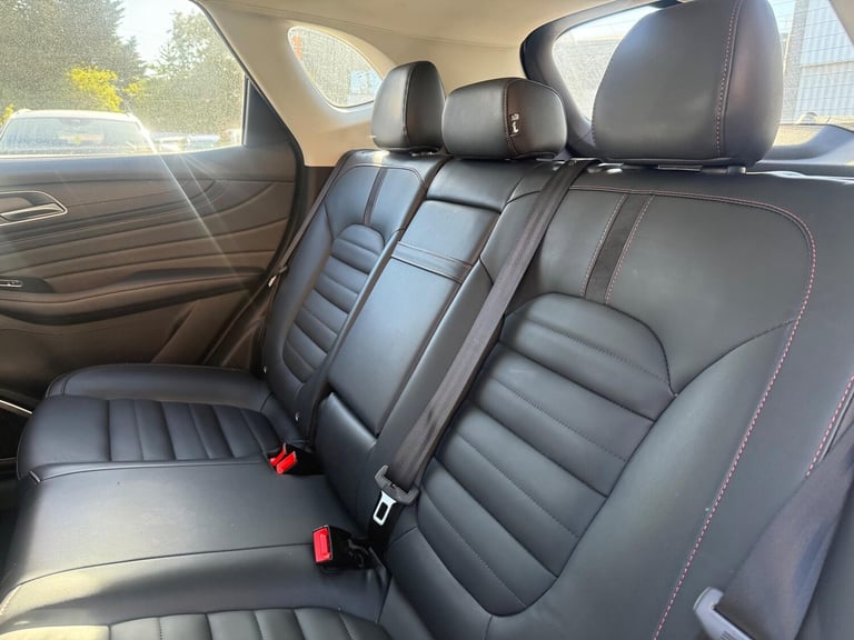 2022 MG MG HS 1.5 T-GDI 16.6kWh Exclusive Auto Euro 6 (s/s) 5dr ESTATE Petrol/Electric Hybrid Aut...