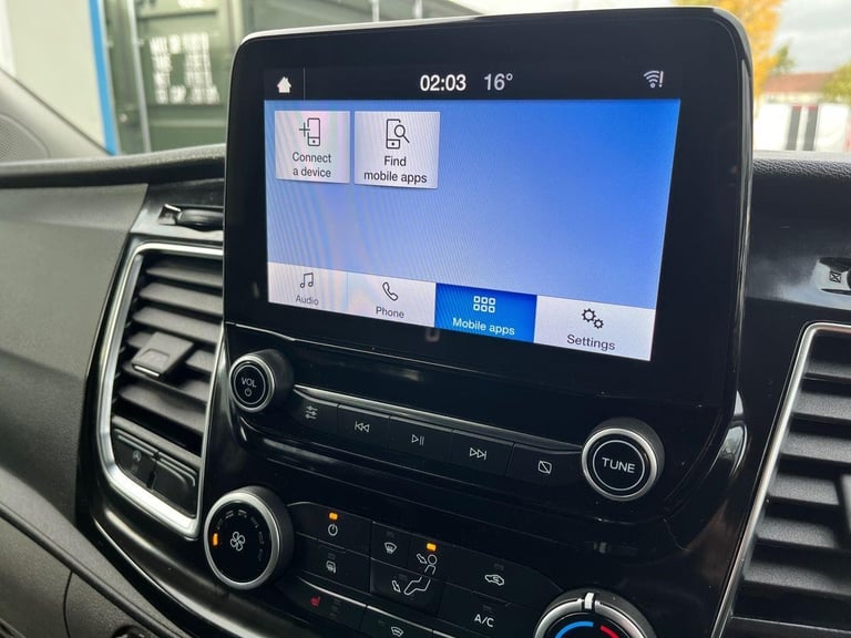 2022 Ford Transit Custom Double Cab in Van Limited 2.0L 170PS AUTO Frozen White