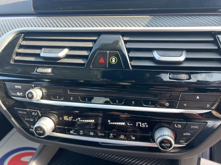 2017 BMW 5 Series 3.0 530d M Sport Auto xDrive Euro 6 (s/s) 4dr SALOON Diesel Automatic