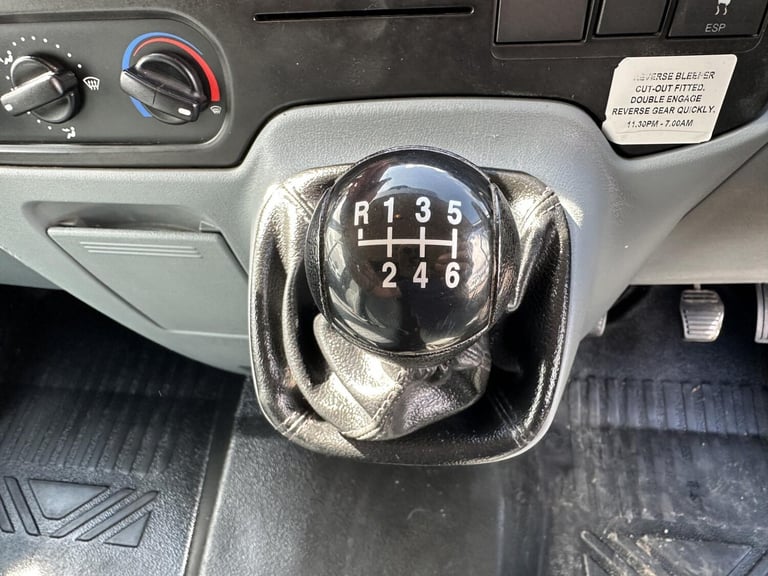 2013 Ford Transit 2.2 TDCi 350 Panel Van 3dr Diesel Manual FWD L2 H3 (209 g/km, 123 bhp) Panel Va...