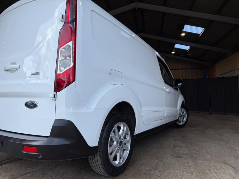 FORD TRANSIT CONNECT 1.5 240 EcoBlue Limited L2 Euro 6 (s/s) 5dr 2019