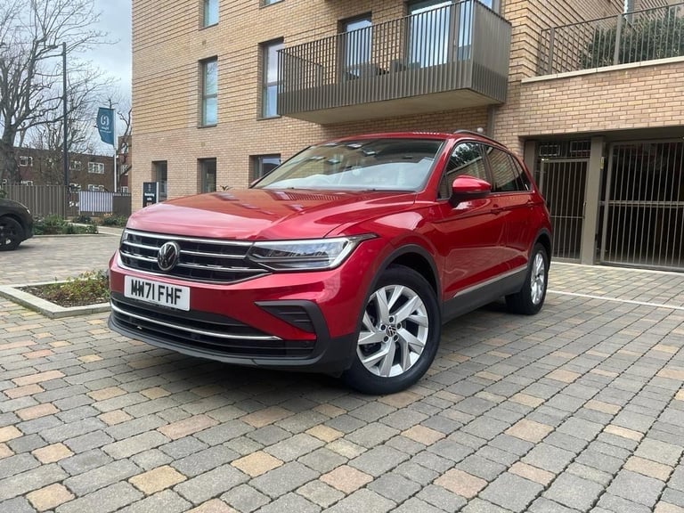 2022 Volkswagen Tiguan 2.0 TDI Life 5dr DSG 3950 miles only ESTATE Diesel Automatic