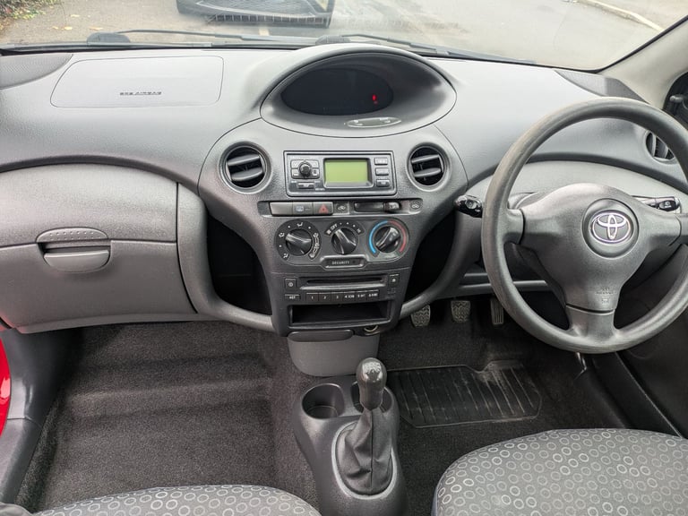 Toyota Yaris 1l