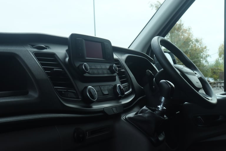 2021 Ford Transit 2.0 350 EcoBlue Leader Chassis Cab 2dr Diesel Manual FWD L4 Euro 6 (s/s)  CHASS...