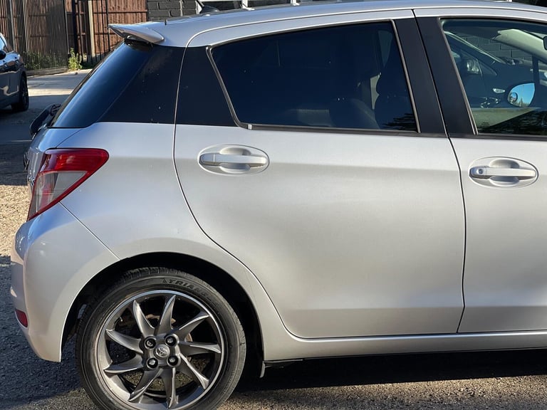 TOYOTA YARIS 1.3 Dual VVT-i Trend 2012