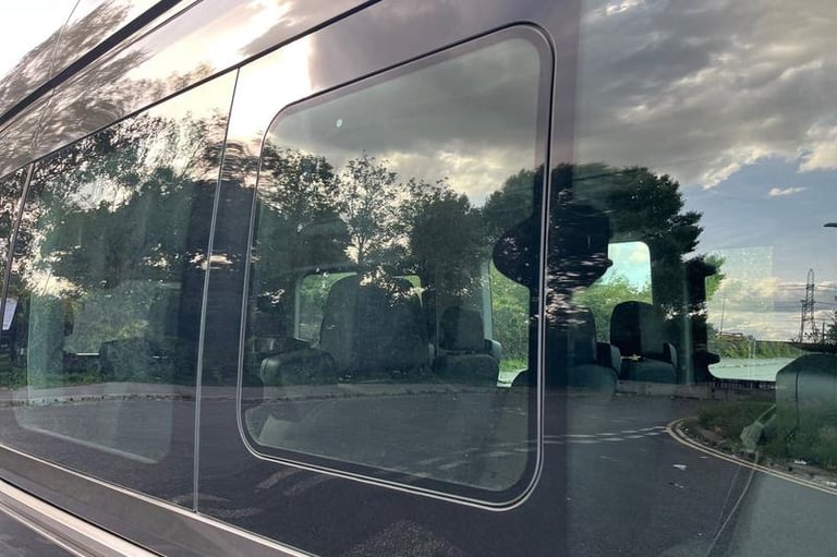 2023 Ford Transit 460 Leader AUTO L4 H3 ELWB High Roof 17 Seat Minibus RWD 2.0 EcoBlue 165ps, Min...