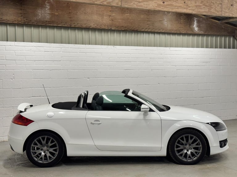 AUDI TT 1.8 TFSI White Manual Petrol 2010