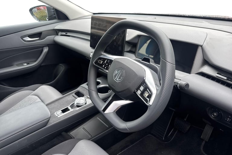 2025 MG MGS5 170kW SE EV Long Range 64kWh 5dr Auto Estate Electric Automatic