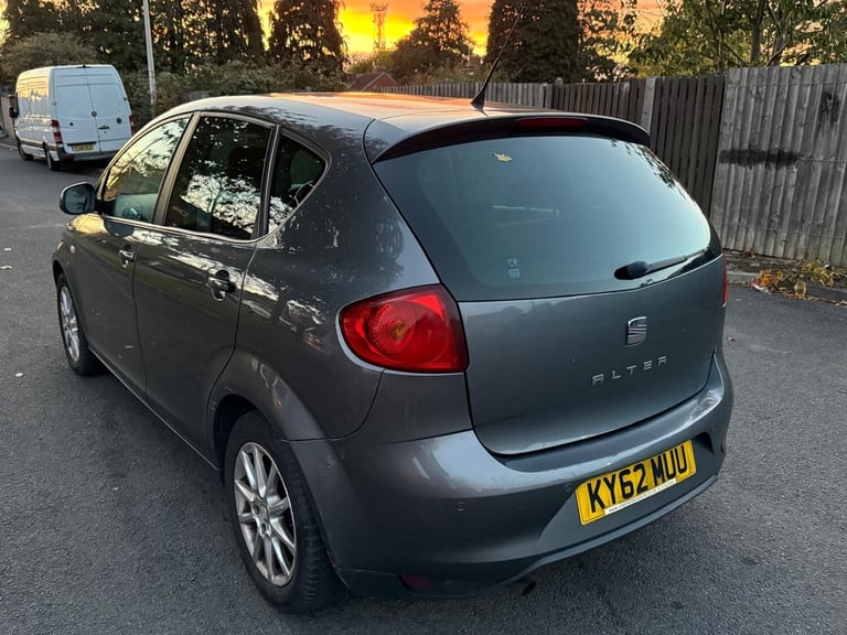 2012 SEAT Altea 1.6 TDI CR SE 5dr DSG MPV Diesel Automatic