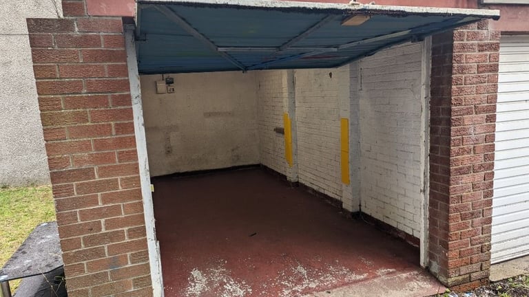 Garage for rent Forrester Park Loan