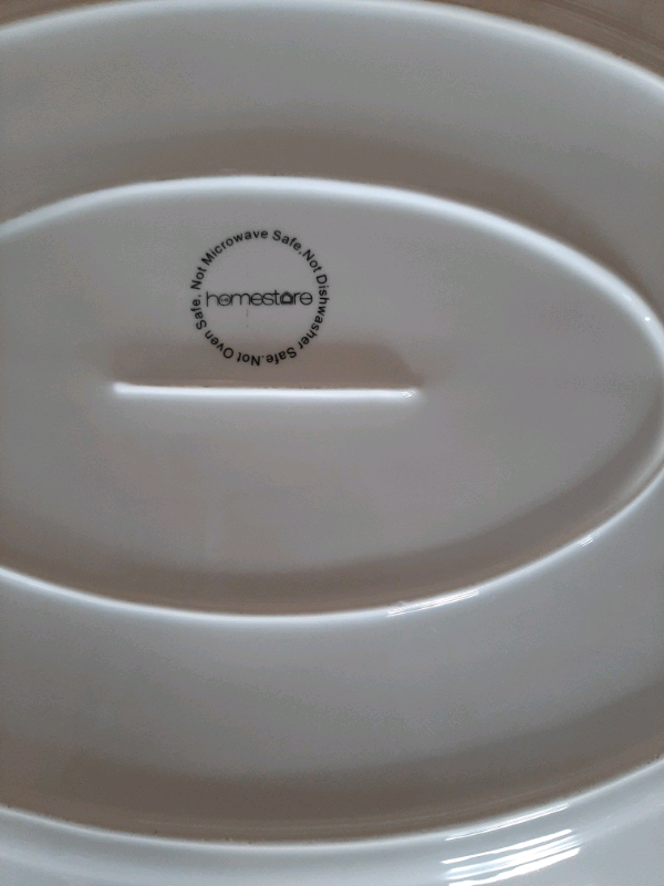 Oval serving plate 