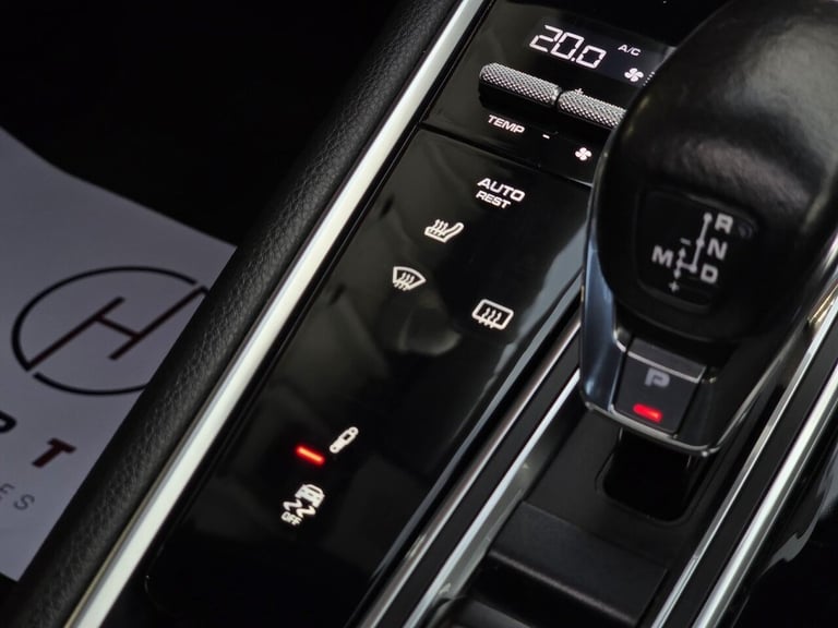 2018 Porsche Panamera 3.0 V6 4 5dr PDK HATCHBACK PETROL Automatic