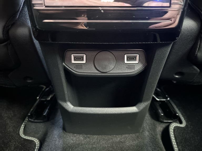 2025 Peugeot 5008 1.2 Hybrid 136 GT 5dr e-DSC6 HATCHBACK PETROL Automatic