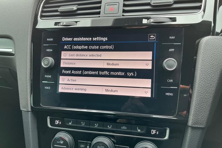 2019 Volkswagen Golf 2.0 TSI R Hatchback 5dr Petrol DSG 4Motion Euro 6 (s/s) (300 ps) Automatic H...