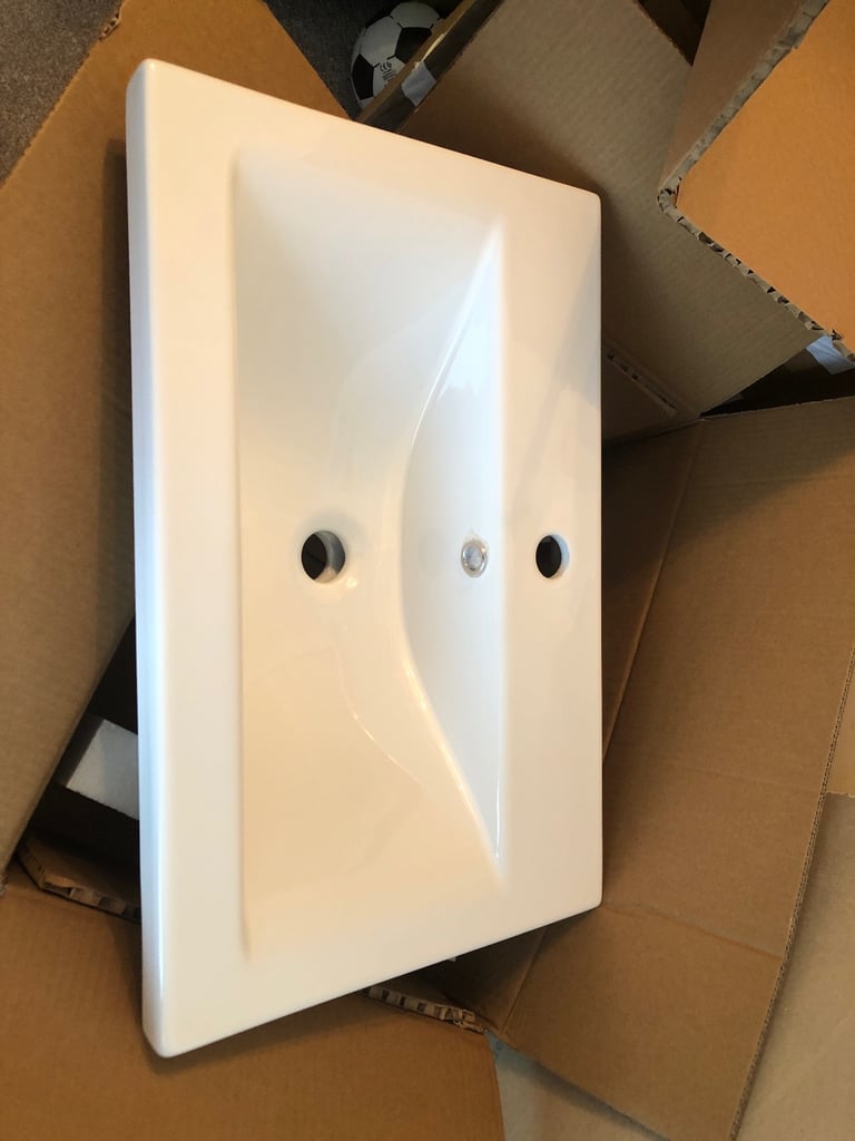 Bathroom sink 610 x 395 x 185