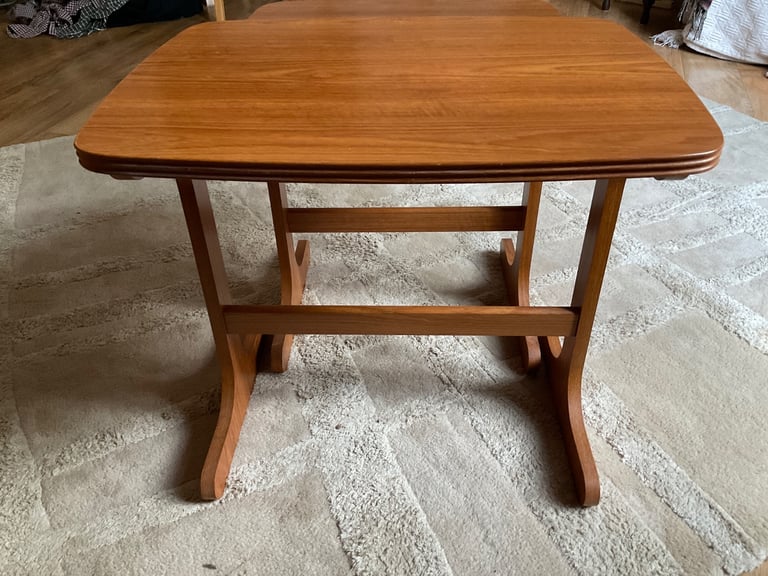A Nest of Two Mid Century Style Side Tables 