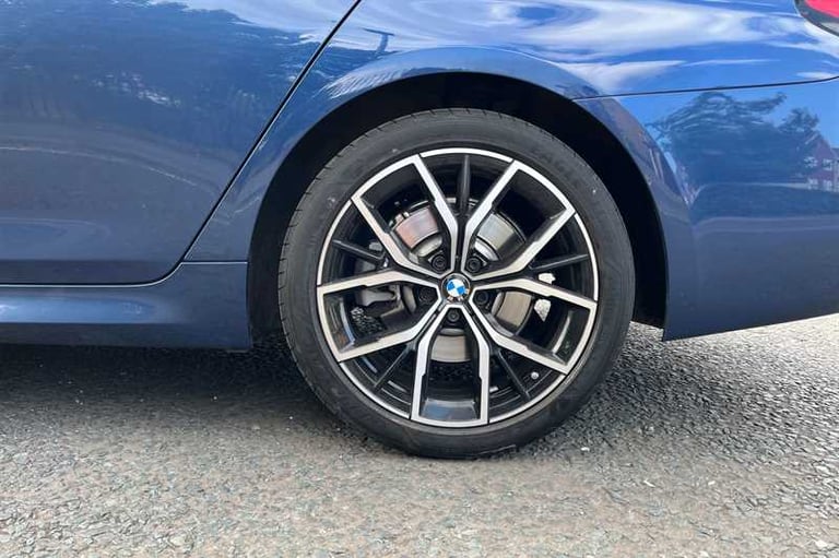 2021 BMW 5 Series 520d MHT M Sport 4dr Step Auto SALOON DIESEL Automatic