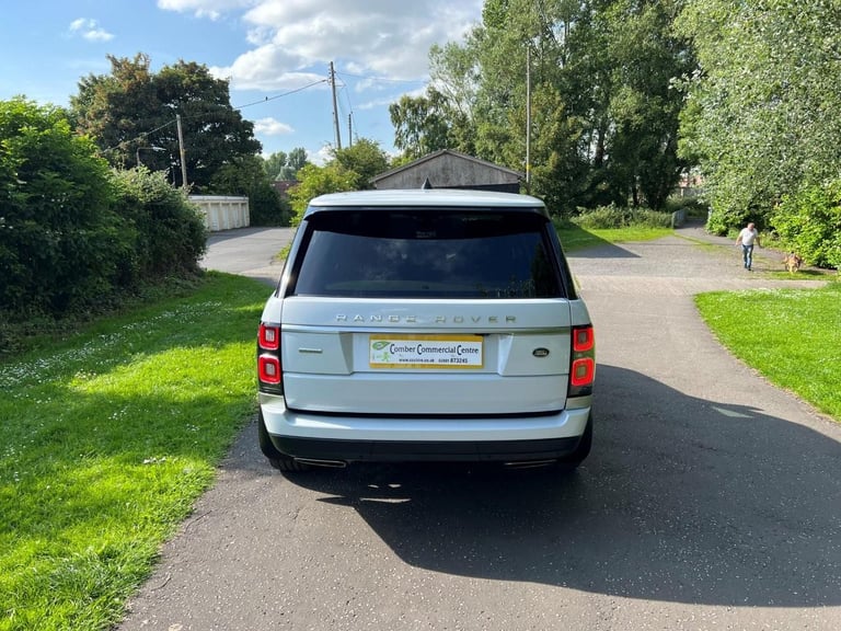 August 2018 Land Rover Range Rover 3.0 SD V6 Autobiography (275) Automatic SUV