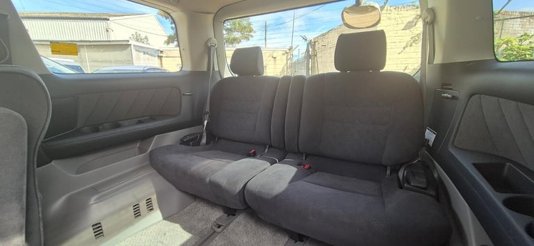 Toyota Alphard, 61,229 Miles, 2.4 Litre, Petrol, Automatic