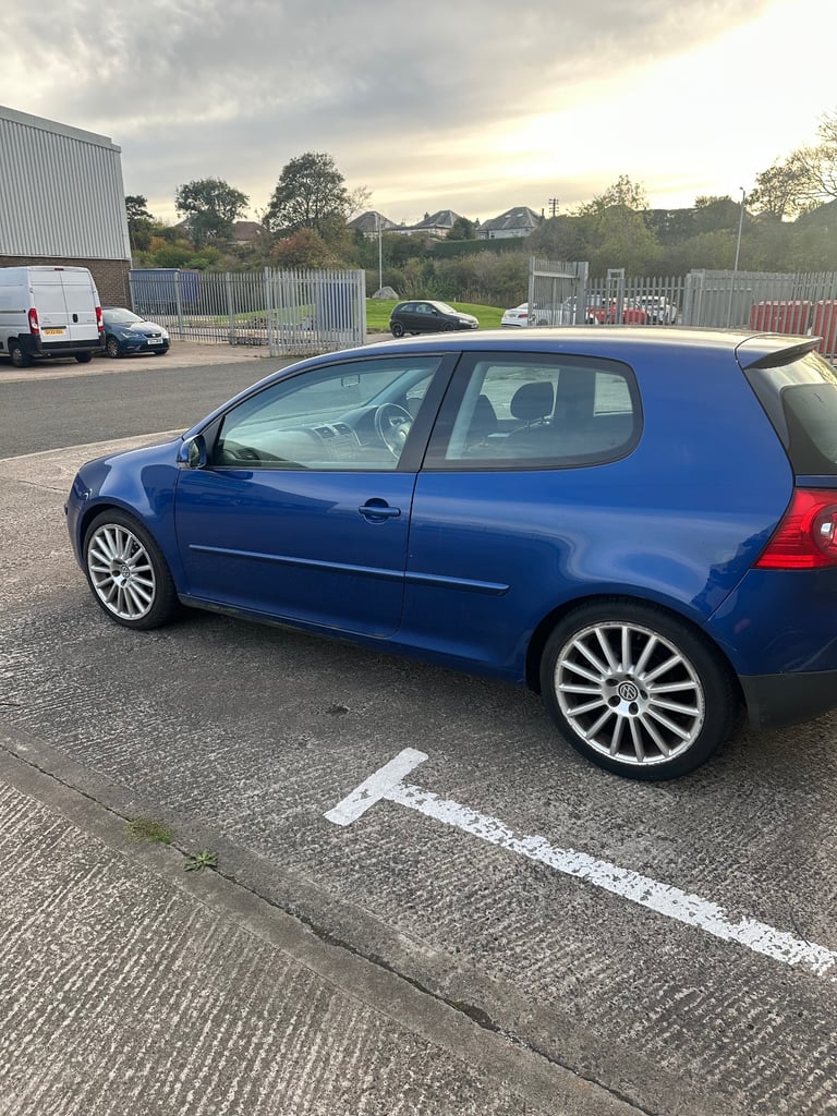 Volkswagen, GOLF, Hatchback, 2004, Manual, 1968 (cc), 3 doors