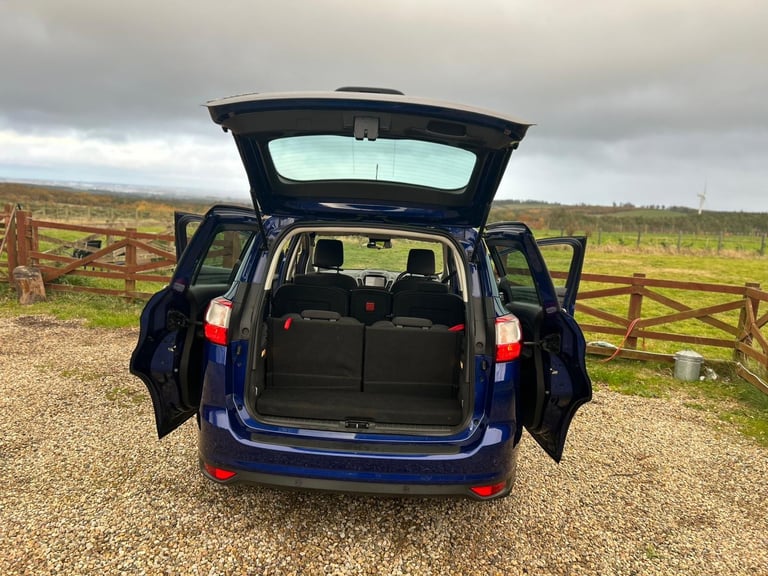 Ford, GRAND C-MAX, MPV, 2016, Manual, 1499 (cc), 5 doors